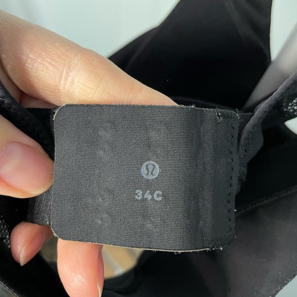 Lululemon 34C Black Lightweight Racerback Adjustable Straps Bra - Picture 4 of 7